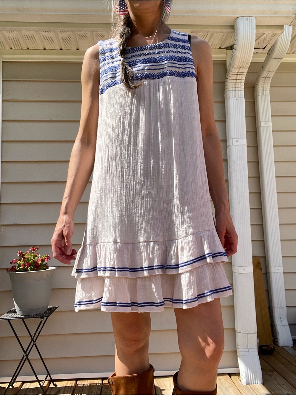 entro White Gauze Sleeveless Dress with Blue Embroidery